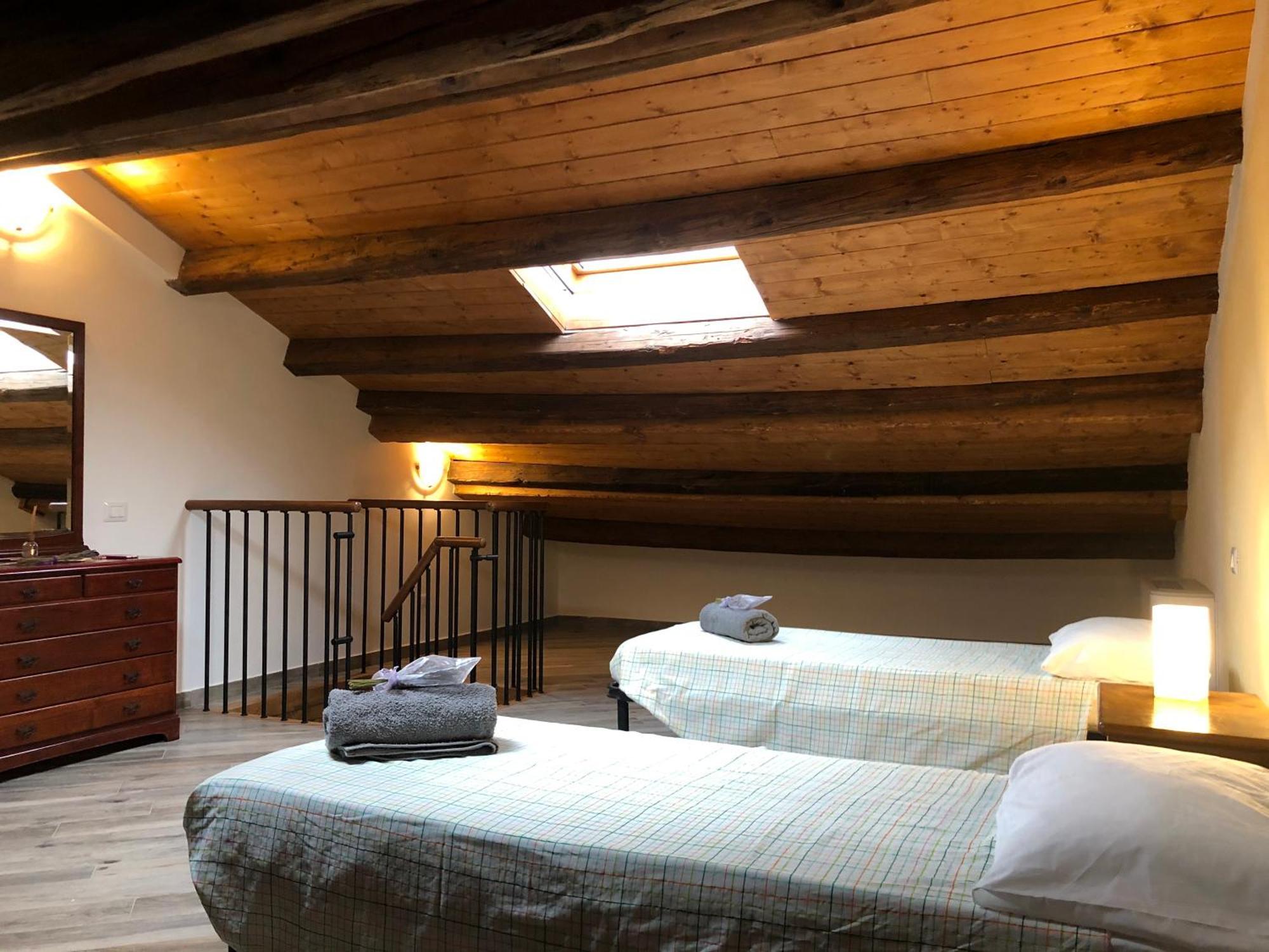 Agriturismo La Valle Della Lavanda - Podere Mezzastrada Fauglia Rum bild